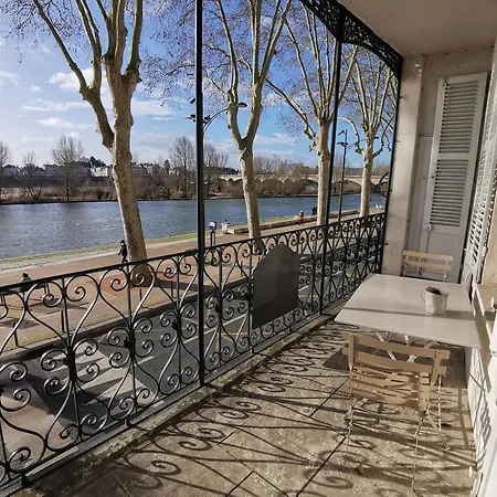 Appart Gite Les Oiseaux- Face Loire Quai Du Chatelet Orléans Extérieur photo